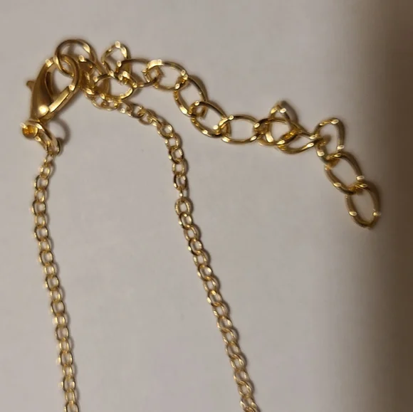 GOLDEN STAR NECKLACE ON GOLD PLATED CHAIN - Picture 3 of 4